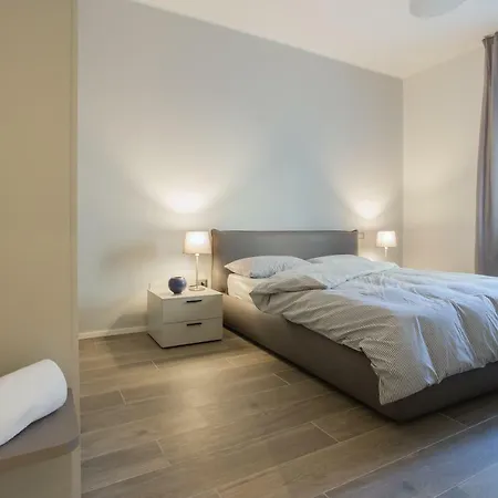 C-apartments *