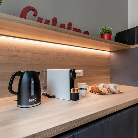 C-apartments *