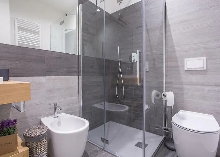 C-apartments 아파트